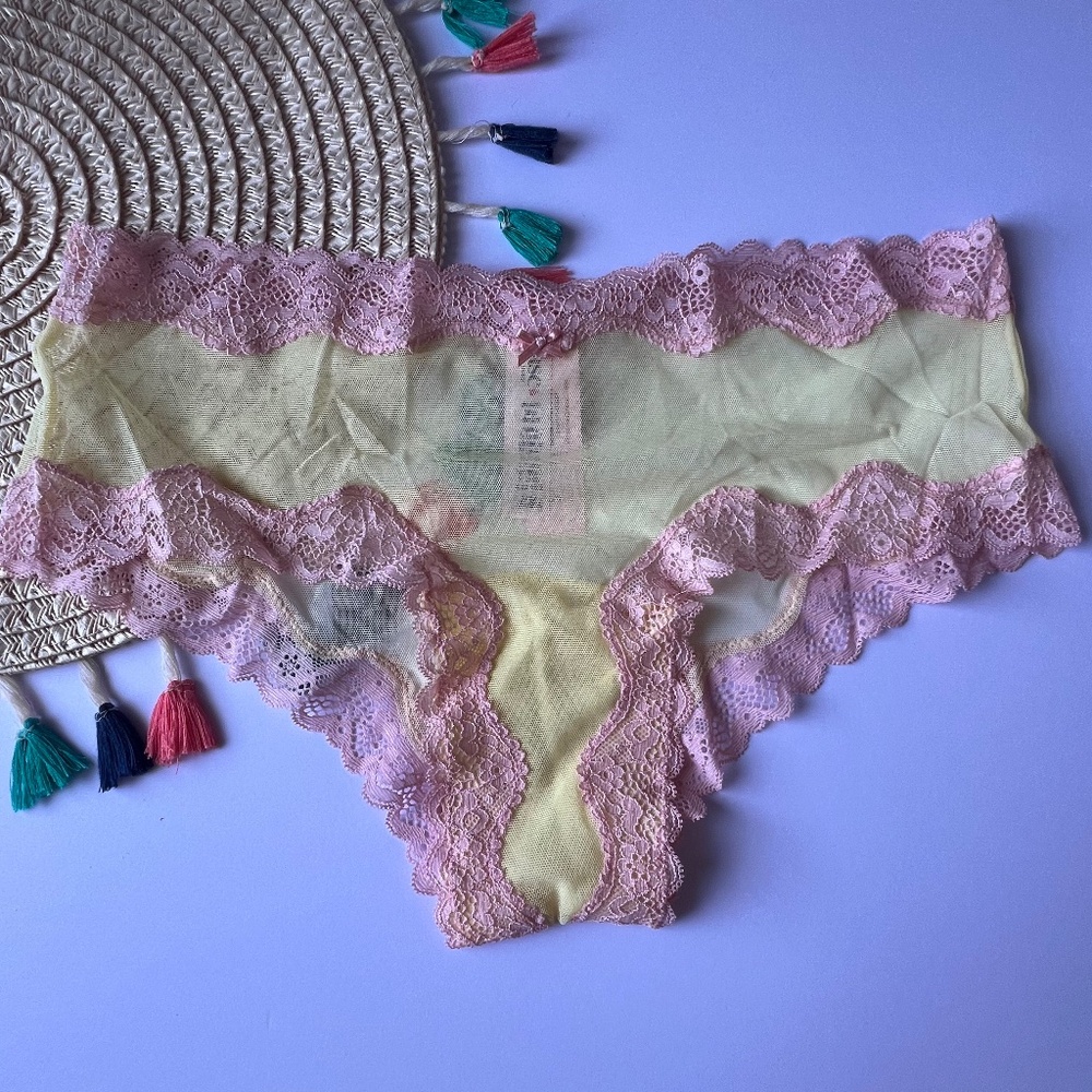 Victoria's Secret Tease Mesh Lace-Trim Cheeky Panty Yellow Tulip Large NEW